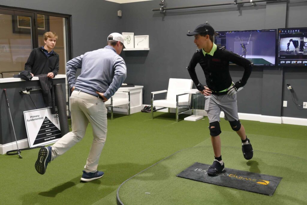 In Golf Fitness, Should You Stretch or Strengthen?